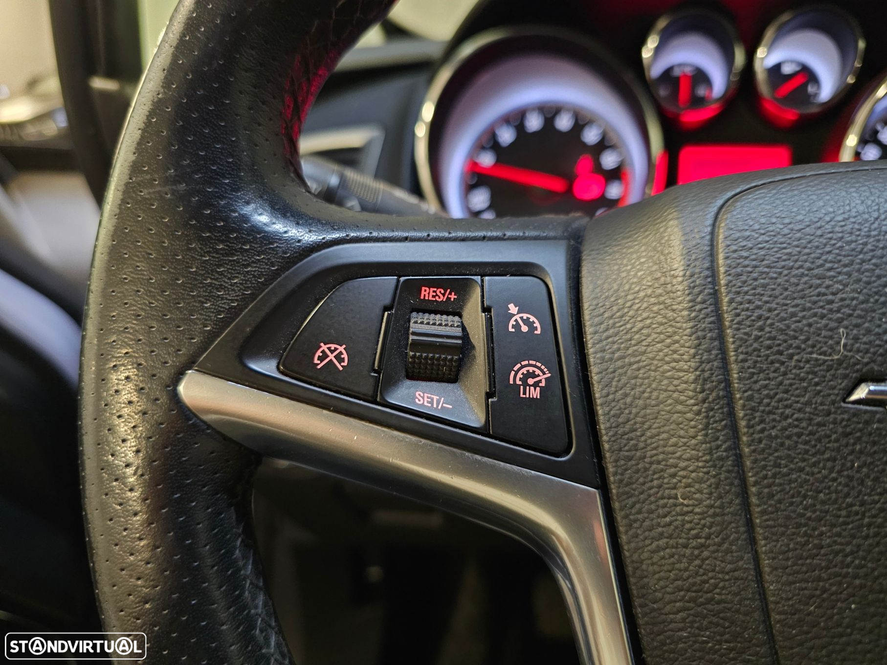 Opel Astra GTC 1.4 Turbo - 18