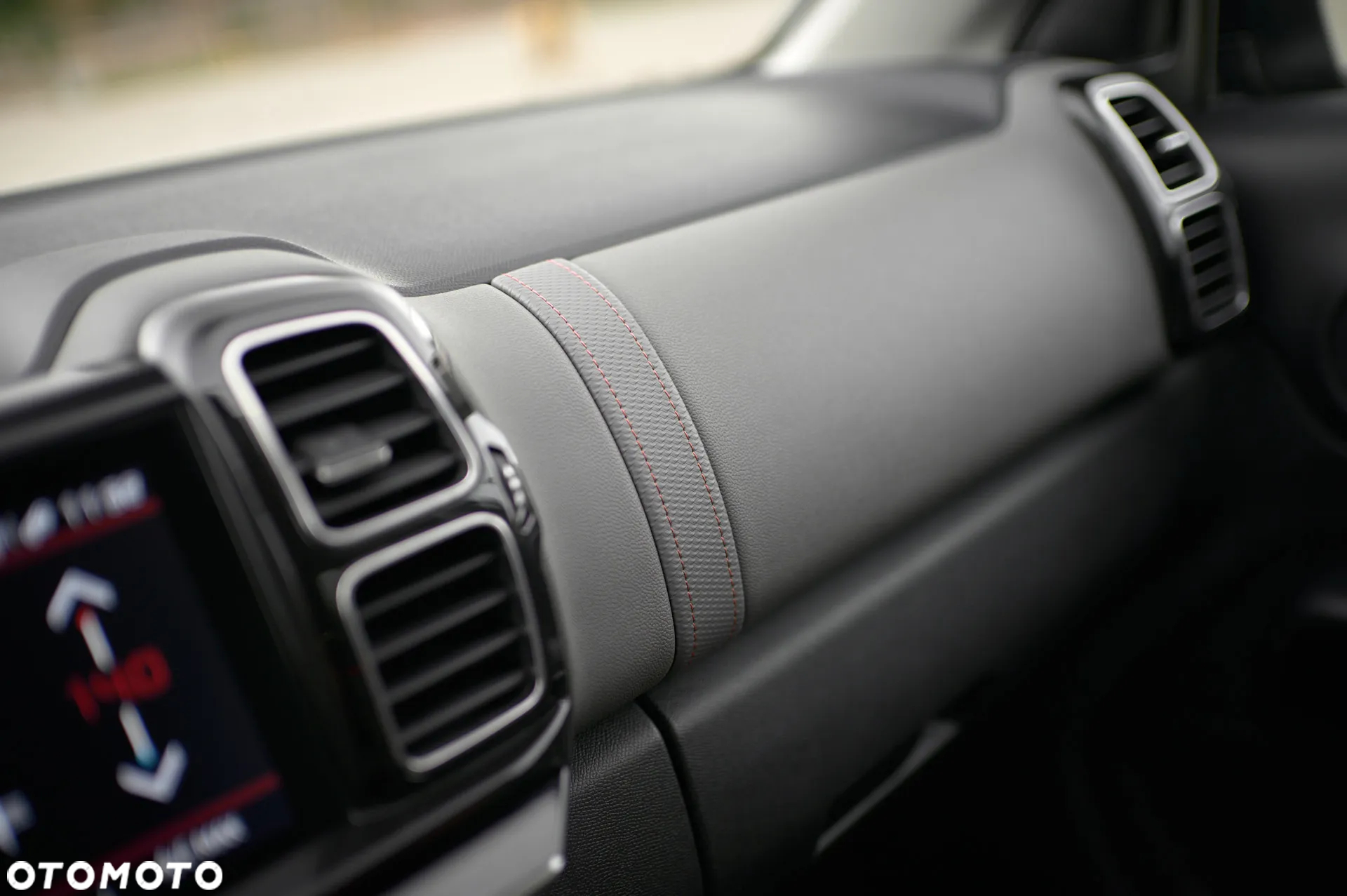 Citroën C5 Aircross 1.2 PureTech Live - 32