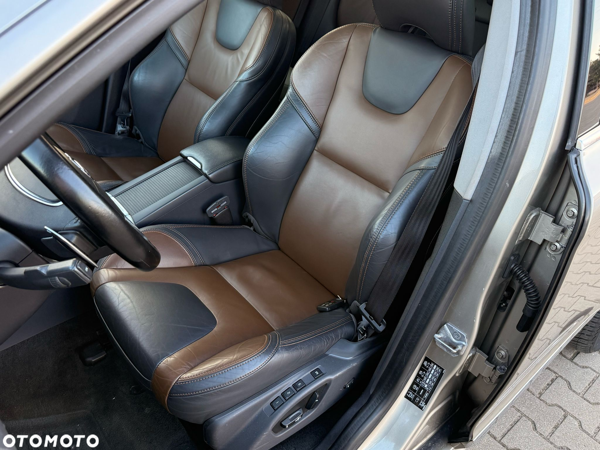 Volvo XC 60 D4 Drive-E Summum - 32