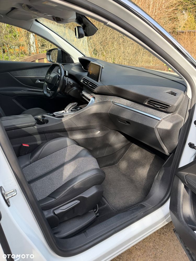 Peugeot 5008 1.6 THP Allure S&S EAT6 - 13