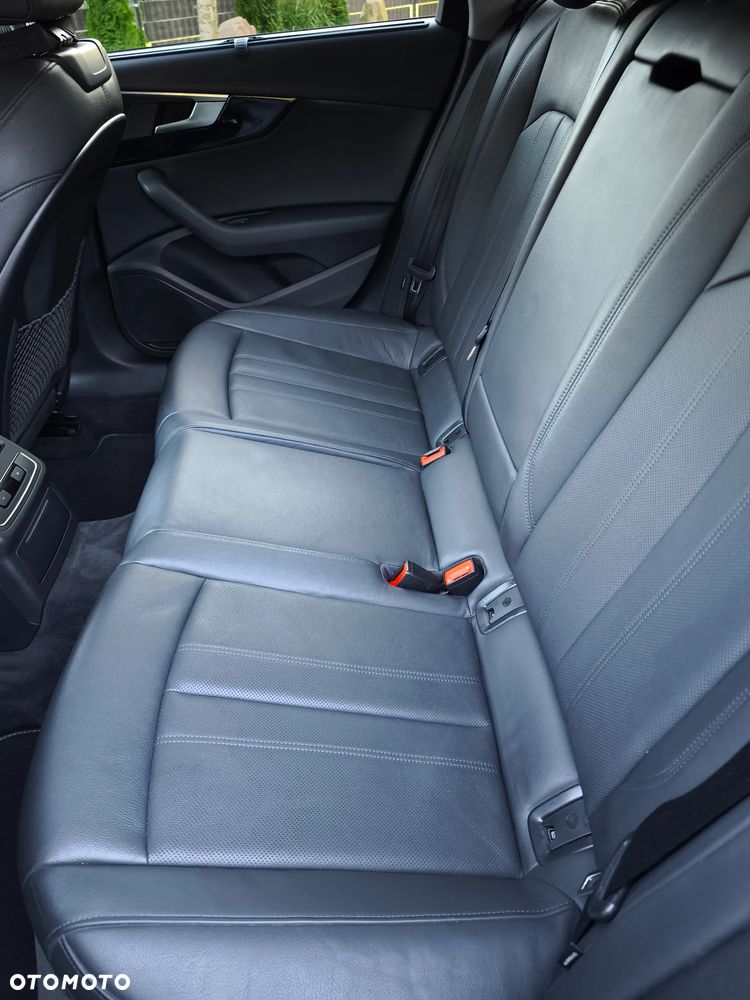 Audi A4 Avant 2.0 TDI S tronic - 9