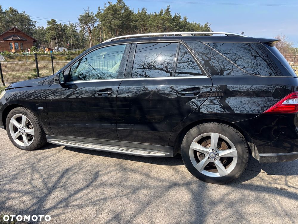 Mercedes-Benz ML - 28