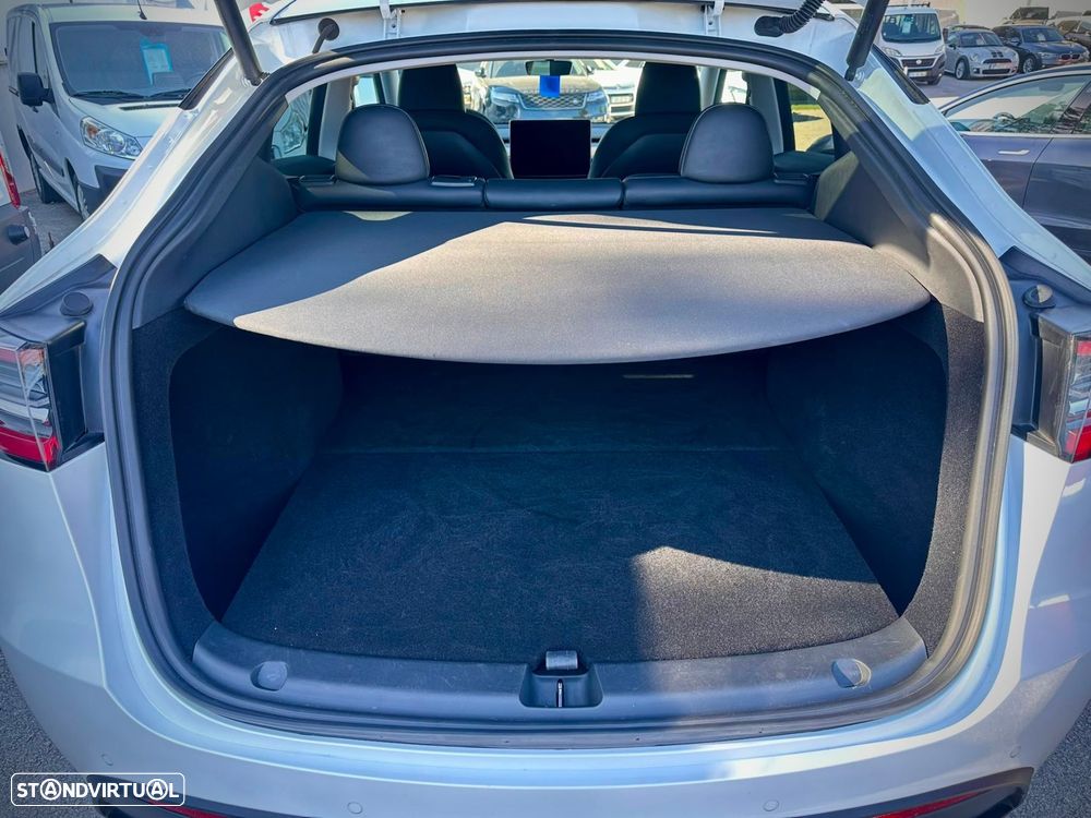 Tesla Model Y Performance Tração Integral - 26