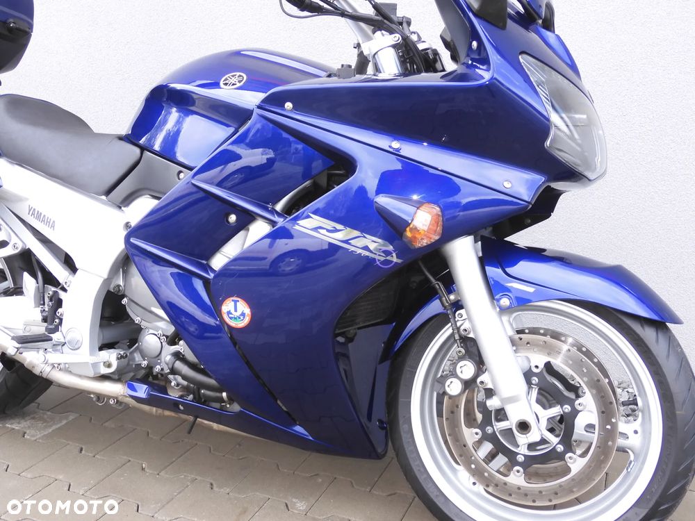 Yamaha FJR - 6