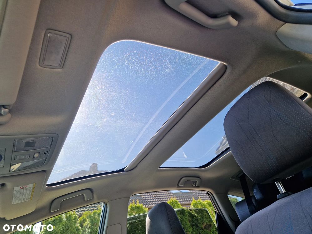 Toyota Prius+ (Hybrid) Executive - 10