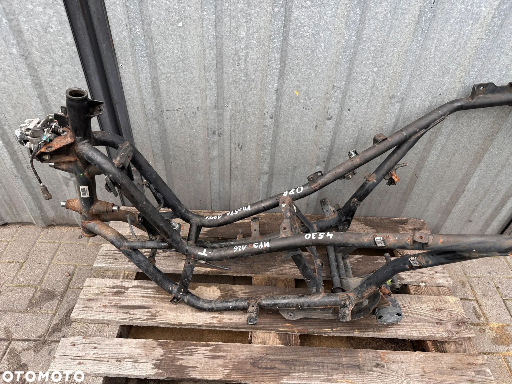 Rama dokumenty Piaggio MP3 125  08R  Prosta 100% - 4