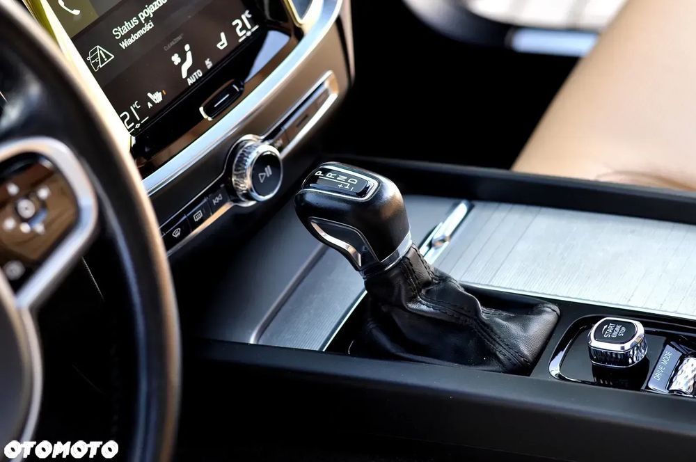Volvo V60 D4 Geartronic Inscription - 32