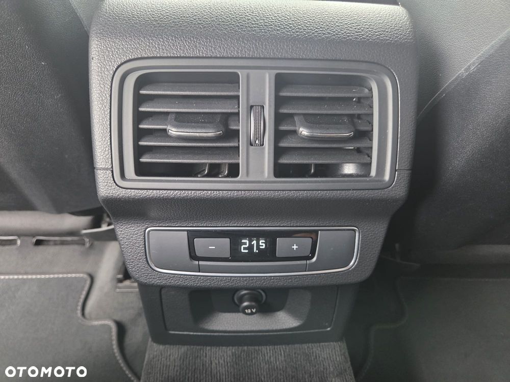 Audi Q5 50 TFSIe quattro S tronic S line - 29