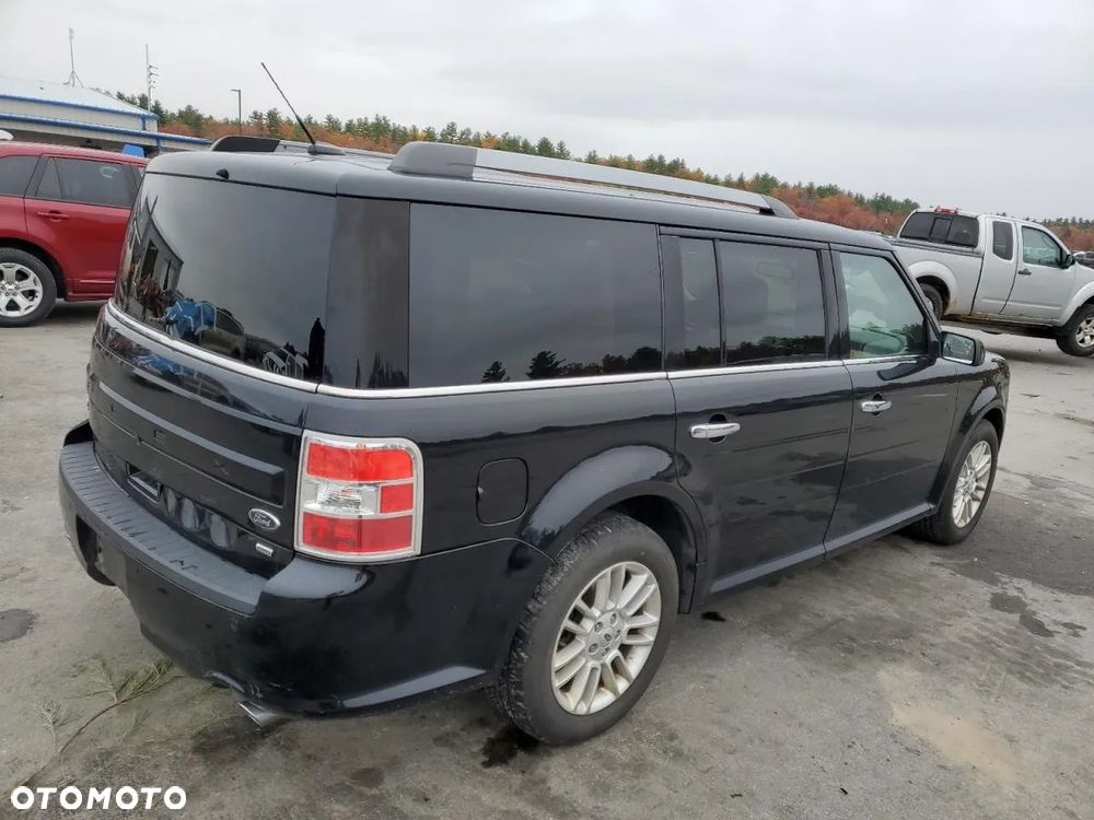 Ford Flex - 4