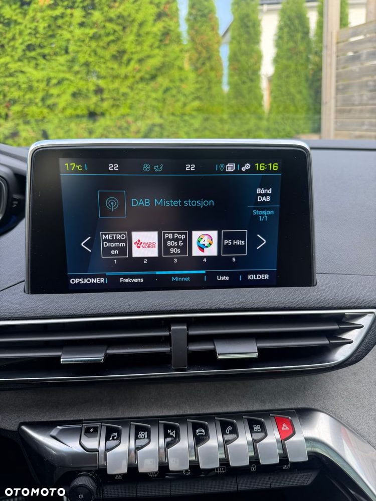 Peugeot 3008 1.6 PureTech HYbrid4 GT Line S&S EAT8 - 12