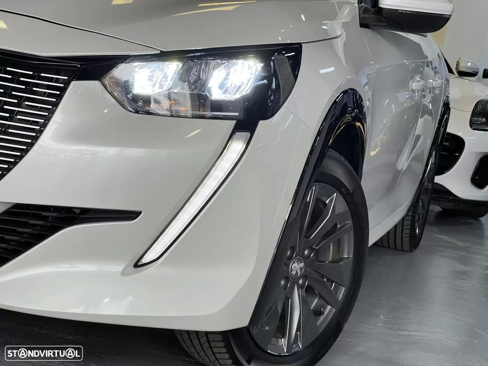 Peugeot e-208 Active Pack - 22