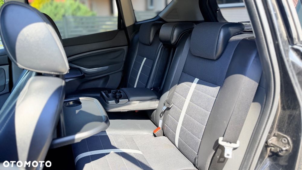 Ford Kuga 2.0 TDCi 2x4 Trend - 22