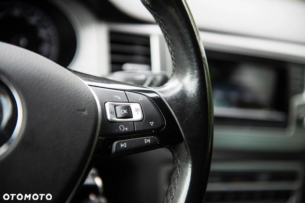 Volkswagen Golf Sportsvan 2.0 TDI (BlueMotion Technology) Comfortline - 39