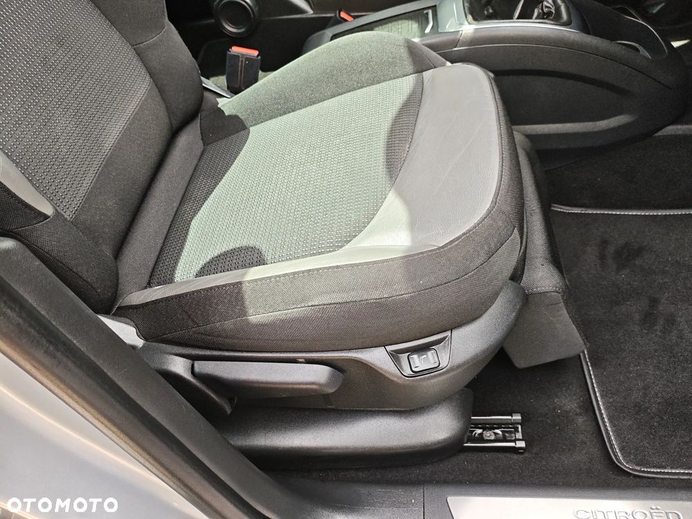 Citroën C4 Picasso BlueHDi 120 Exclusive - 20