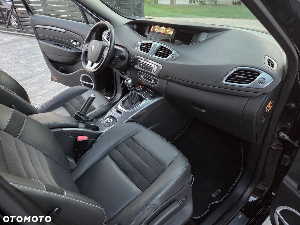 Renault Scenic Energy TCe 130 S&S Xmod Bose Edition - 20