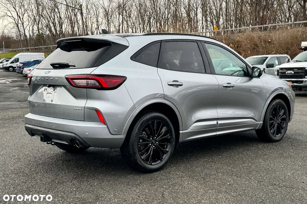 Ford Escape - 4