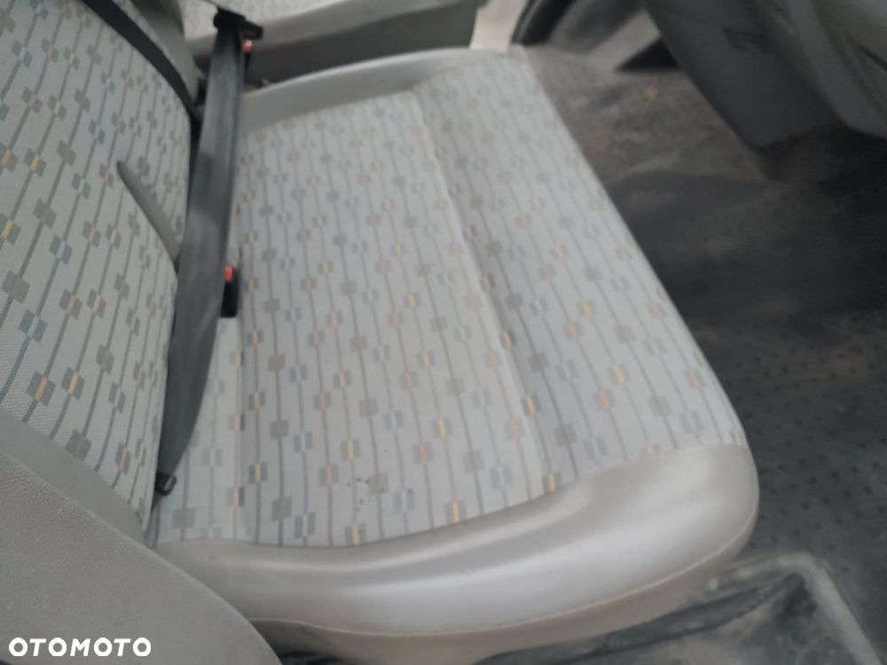 Volkswagen T 5 - 16