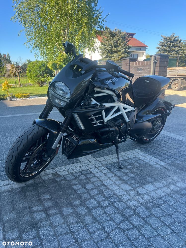 Ducati Diavel - 25