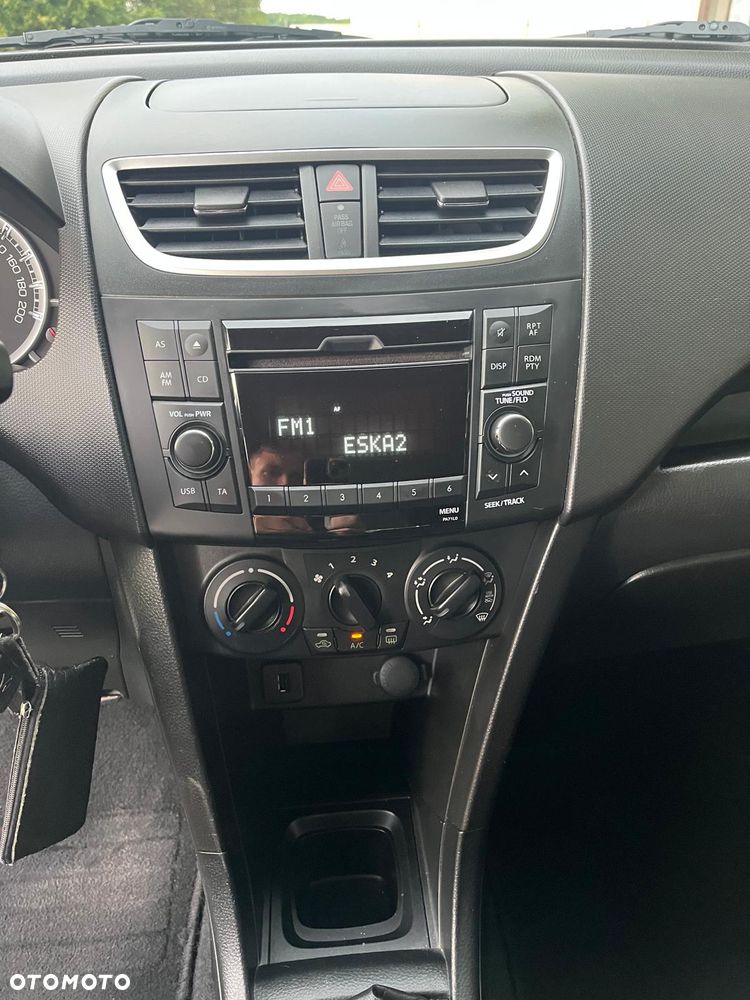 Suzuki Swift 1.2 4x4 Club - 13