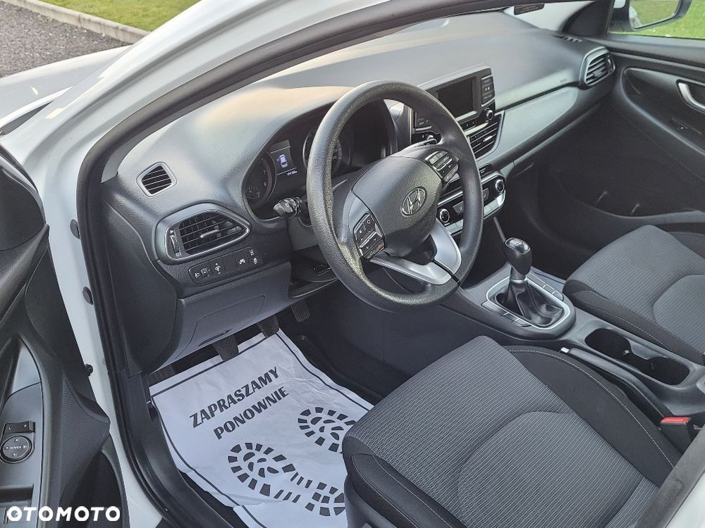 Hyundai i30 1.4 Select - 8