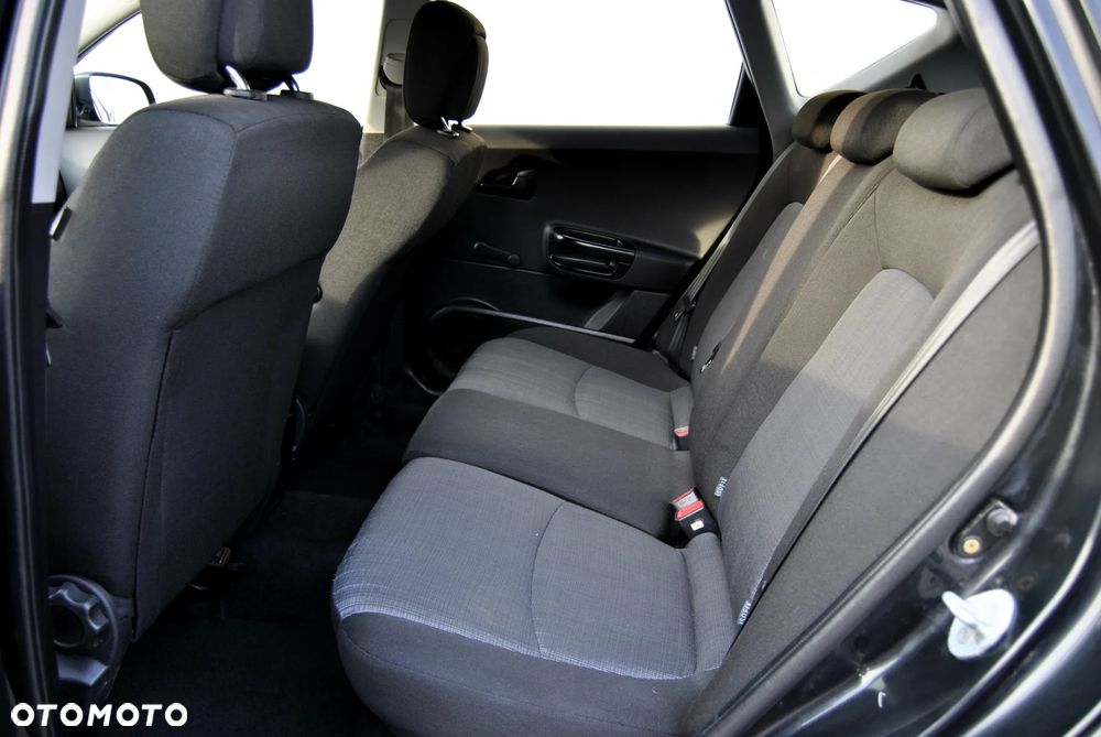 Kia Ceed - 20