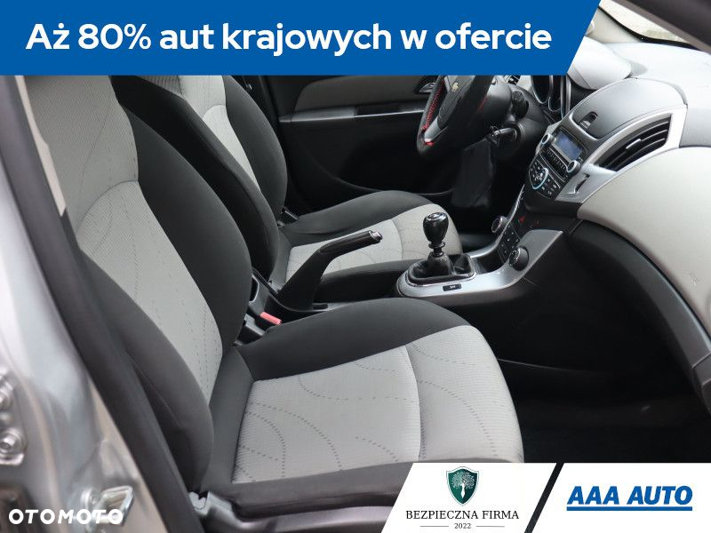 Chevrolet Cruze - 10
