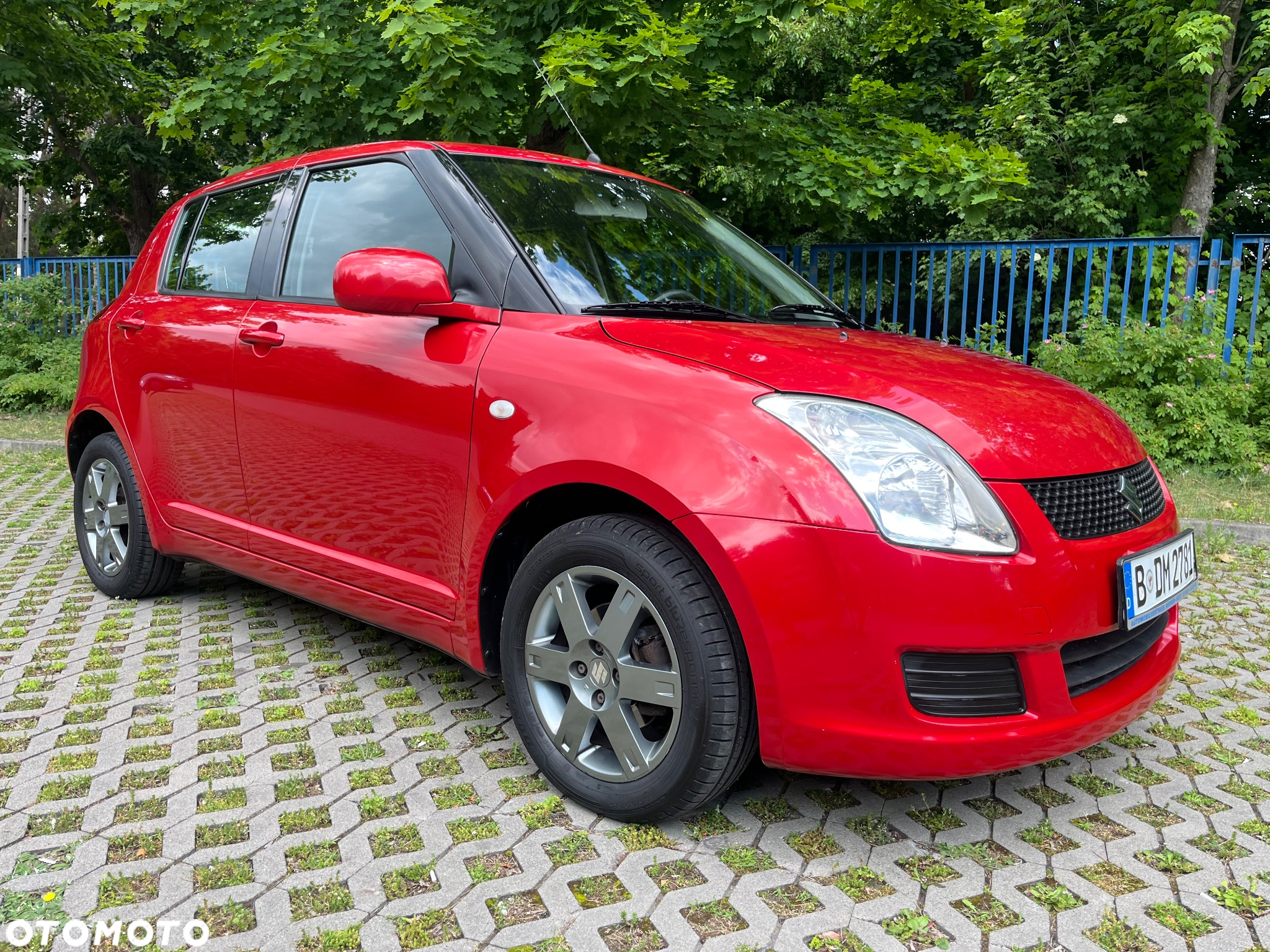 Suzuki Swift - 4