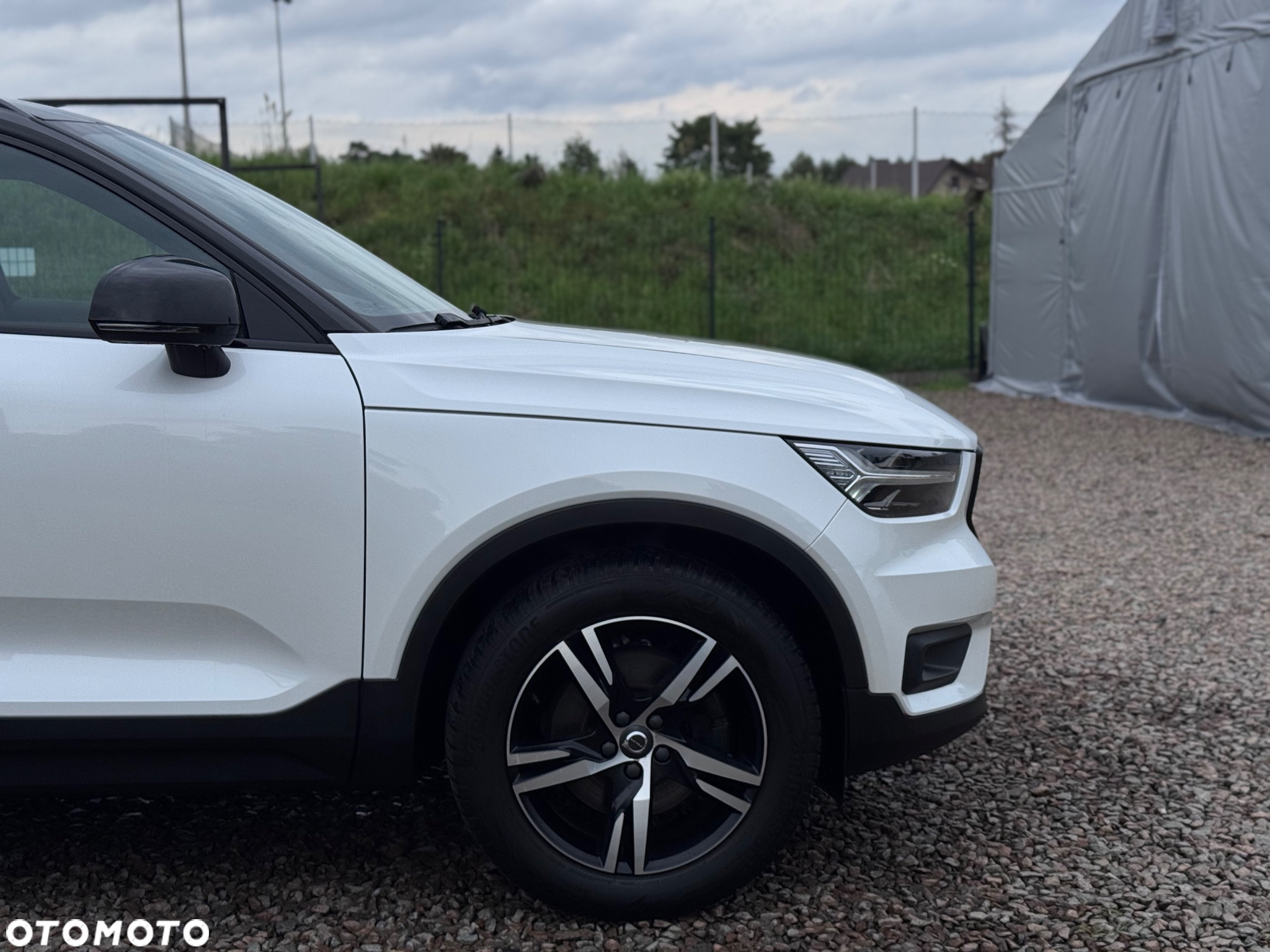 Volvo XC 40 B4 B AWD Geartronic RDesign - 15