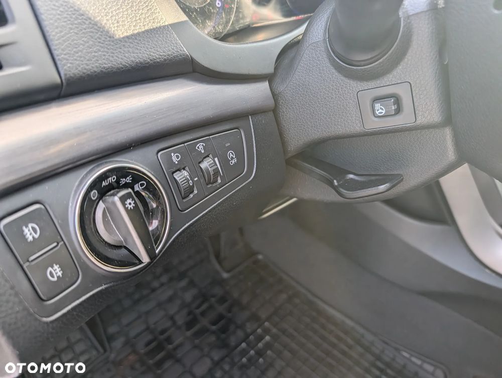Hyundai i40 Kombi blue 1.7 CRDi Premium - 21