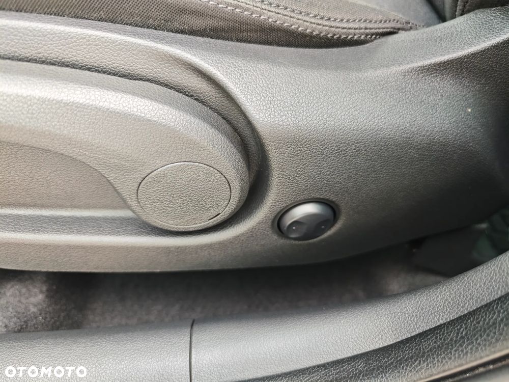 Hyundai Tucson 1.6 GDi Comfort 2WD - 33