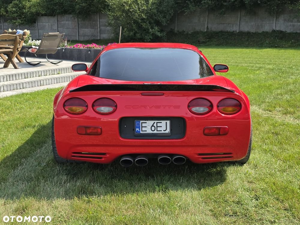 Chevrolet Corvette 5.7 - 9