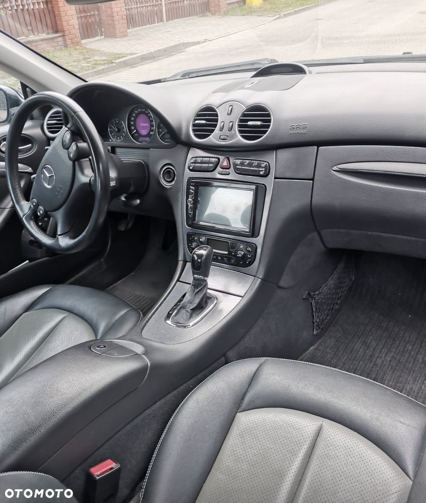 Mercedes-Benz CLK - 5
