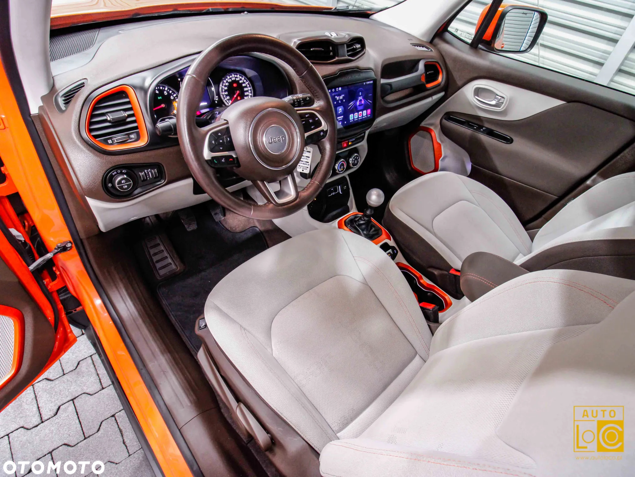 Jeep Renegade 1.6 E-TorQ Longitude FWD - 16