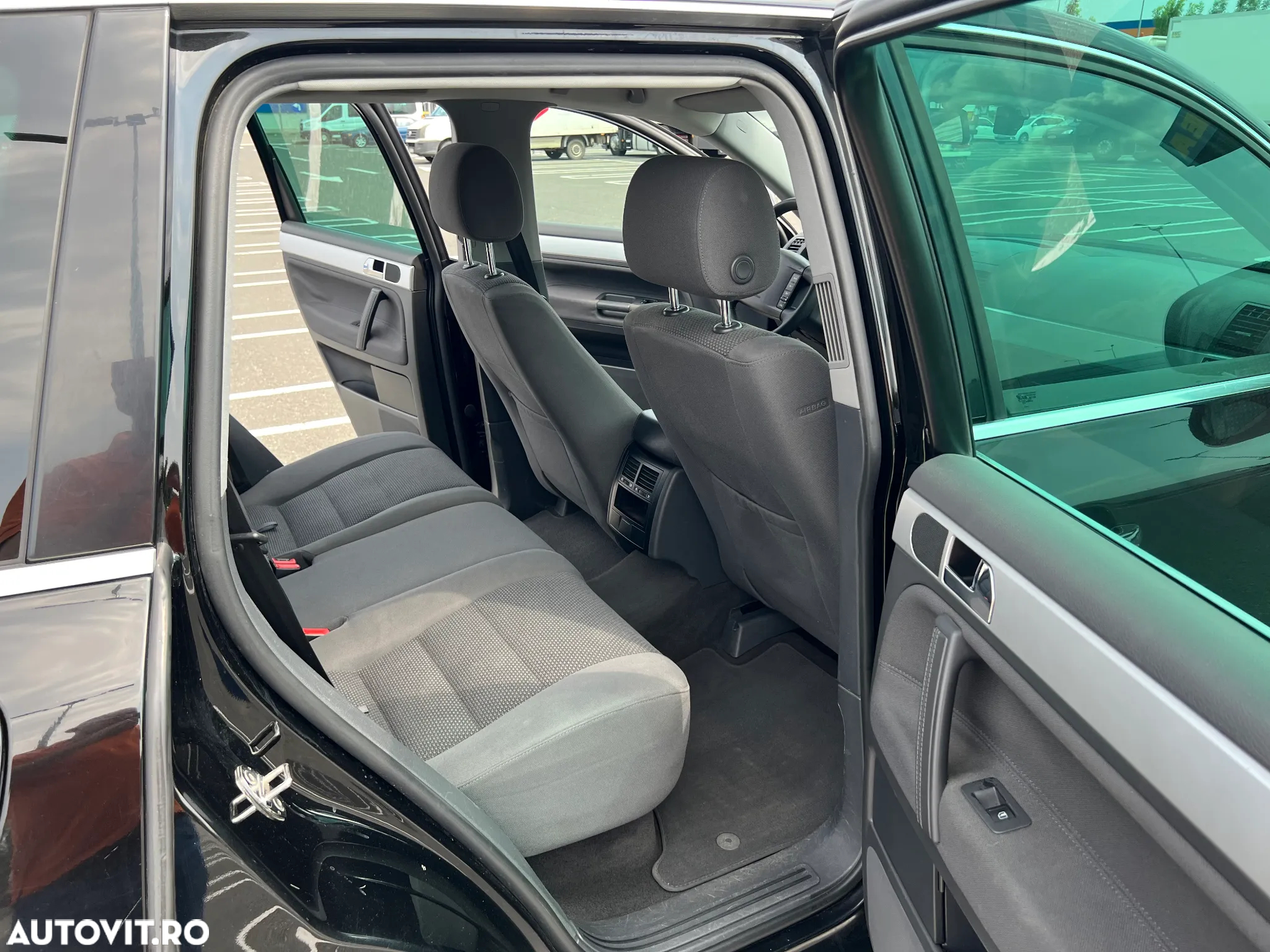 Volkswagen Touareg - 19
