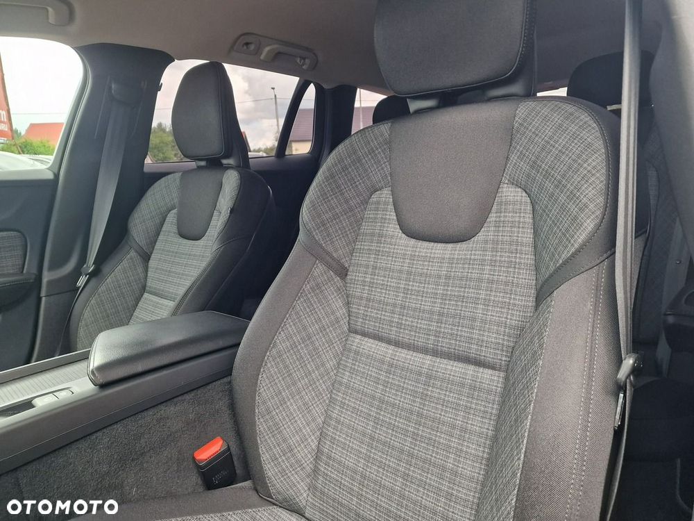 Volvo V60 B3 B DKG Core - 19