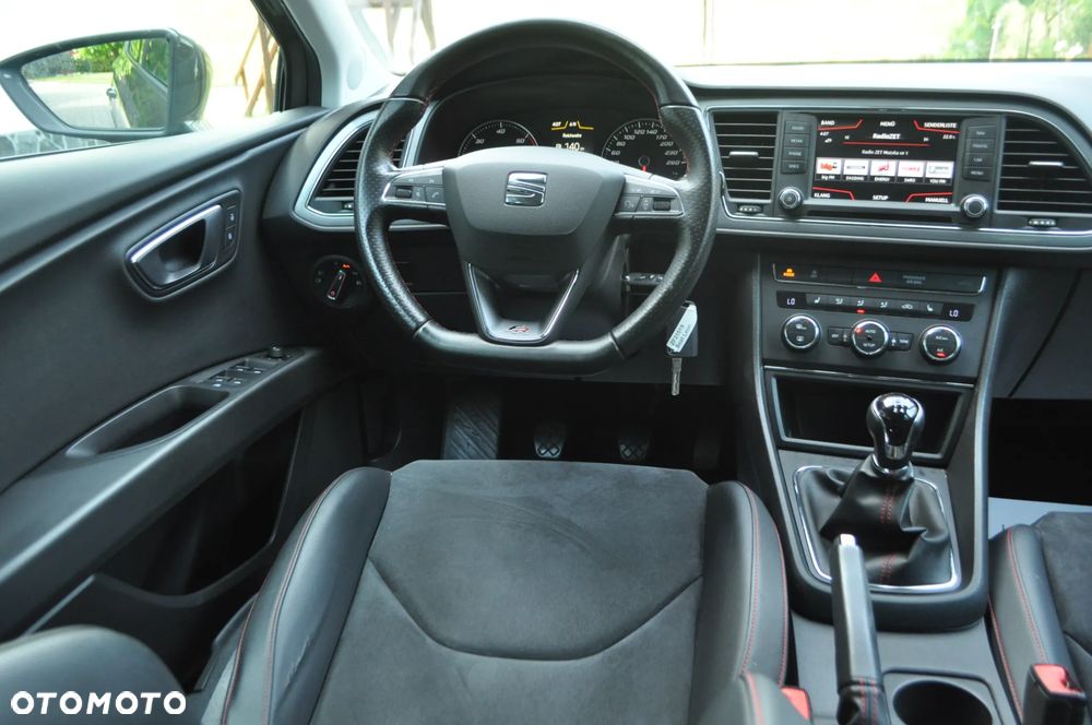 Seat Leon 2.0 TDI DPF Start&Stop FR - 25