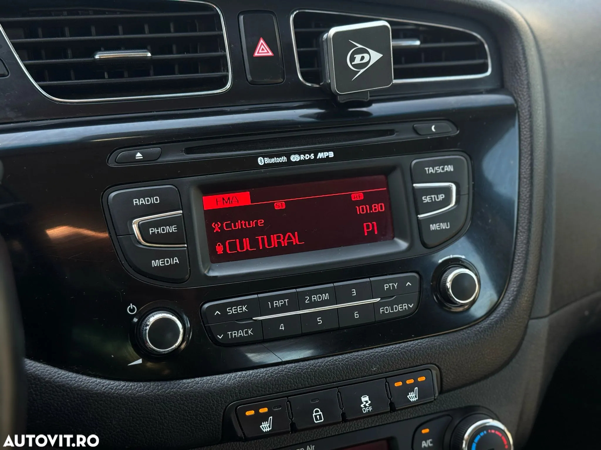 Kia Ceed - 32