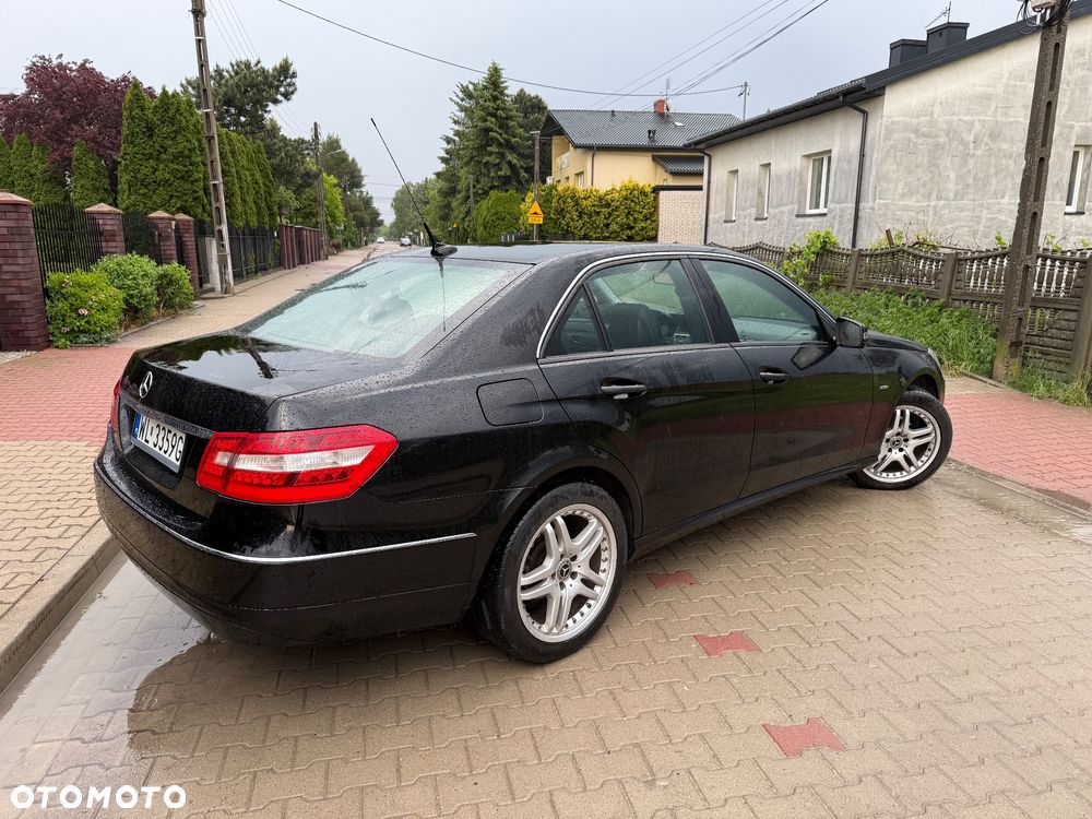 Mercedes-Benz Klasa E - 17