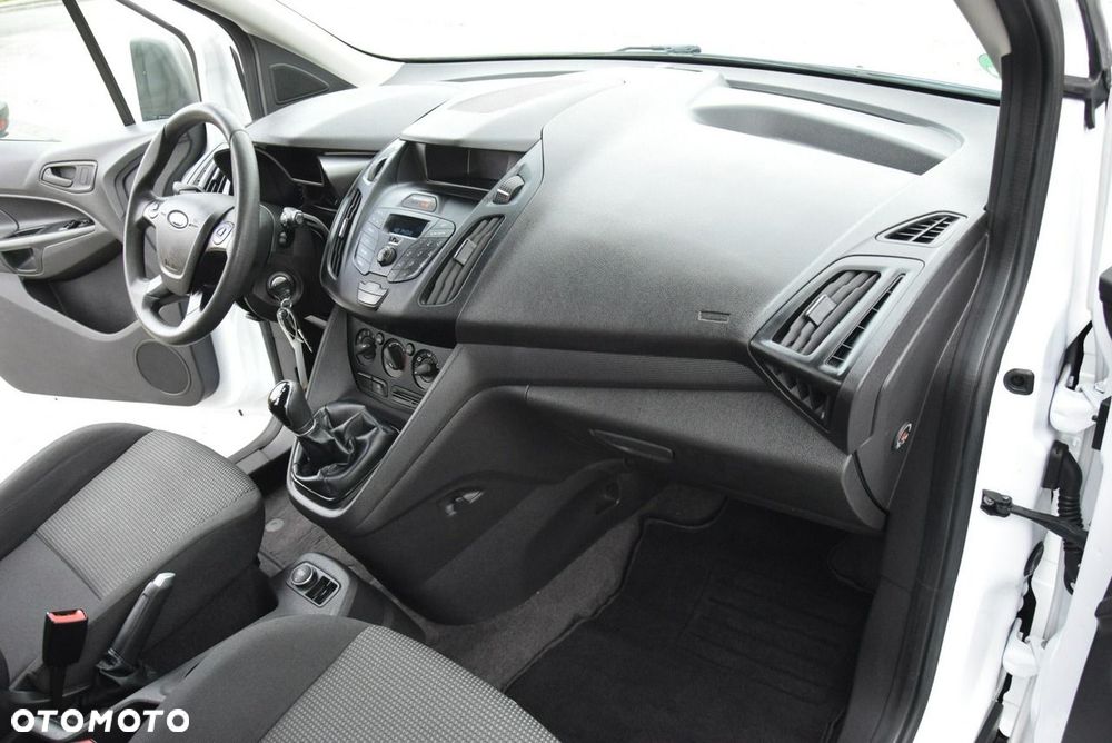 Ford Transit Connect - 38