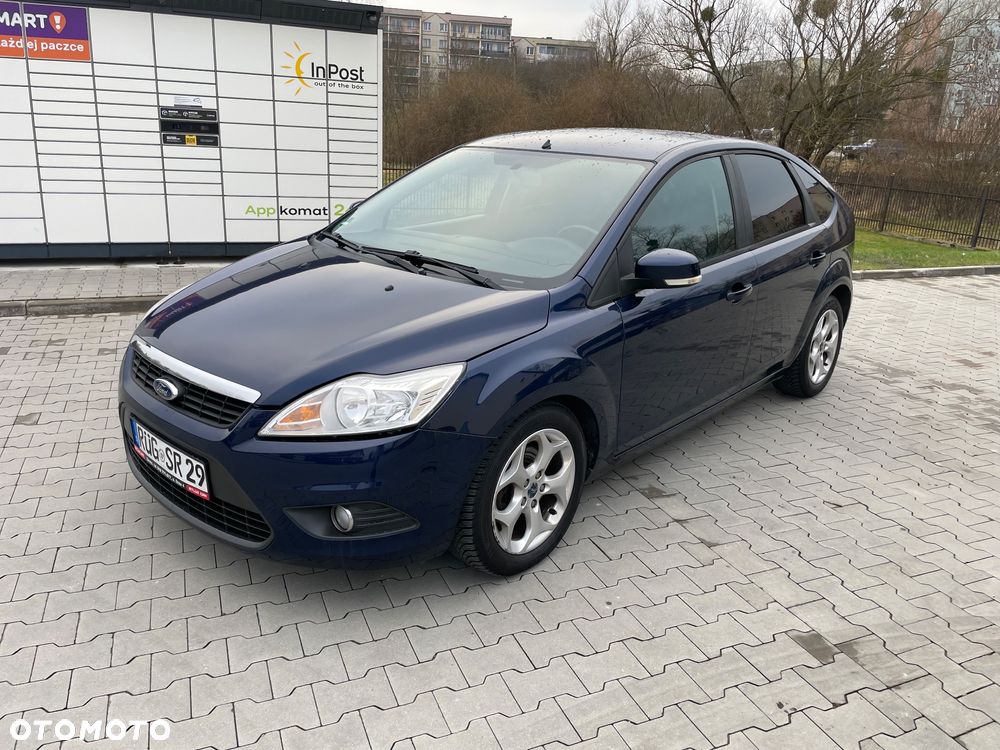 Ford Focus 1.6 Trend + - 1