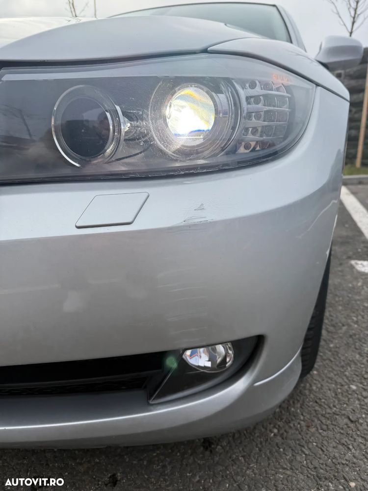 BMW Seria 3 318i Aut. - 9