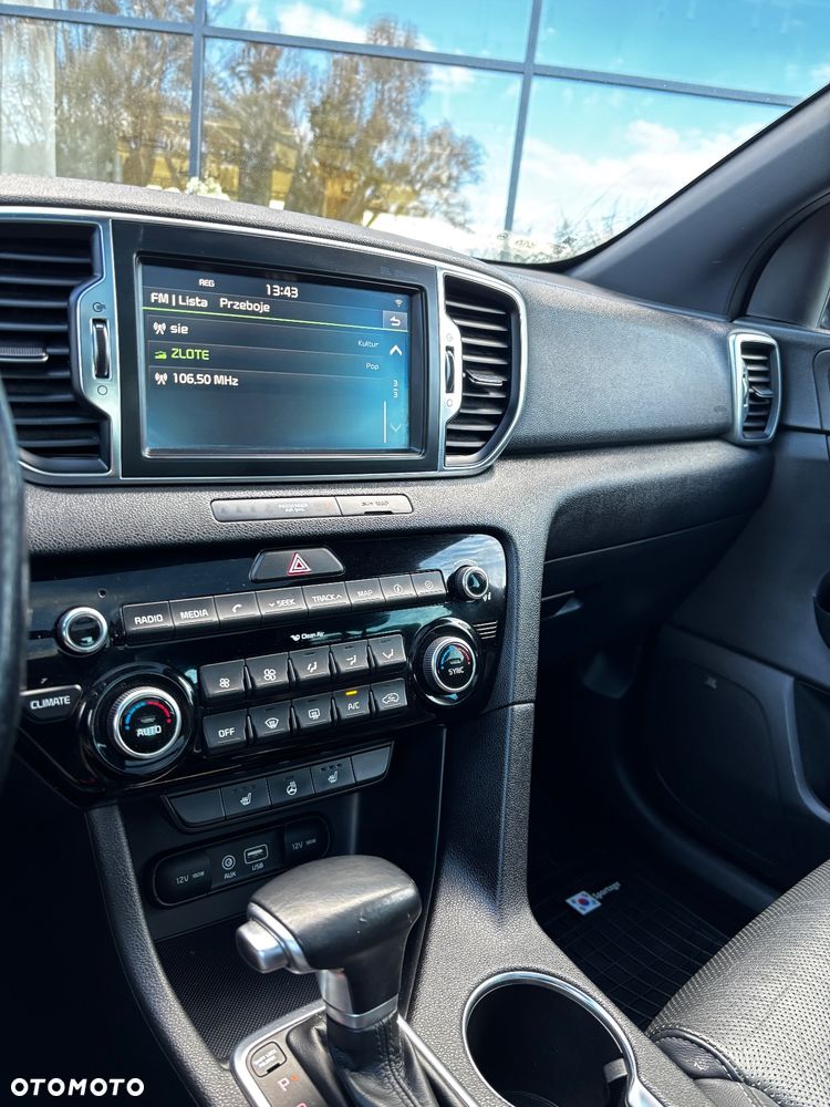 Kia Sportage 2,0 CRDI AWD GT Line - 23