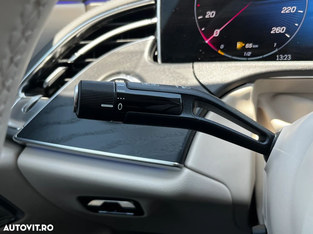 Mercedes-Benz E 200 4MATIC MHEV - 18