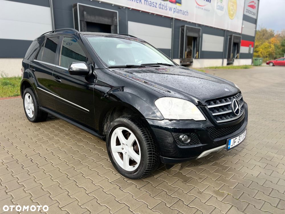 Mercedes-Benz ML 320 CDI 4Matic 7G-TRONIC Edition 10 - 15