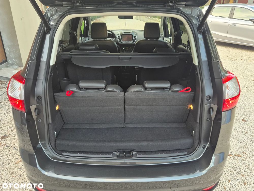 Ford Grand C-MAX 1.5 EcoBoost Start-Stopp-System Titanium - 19