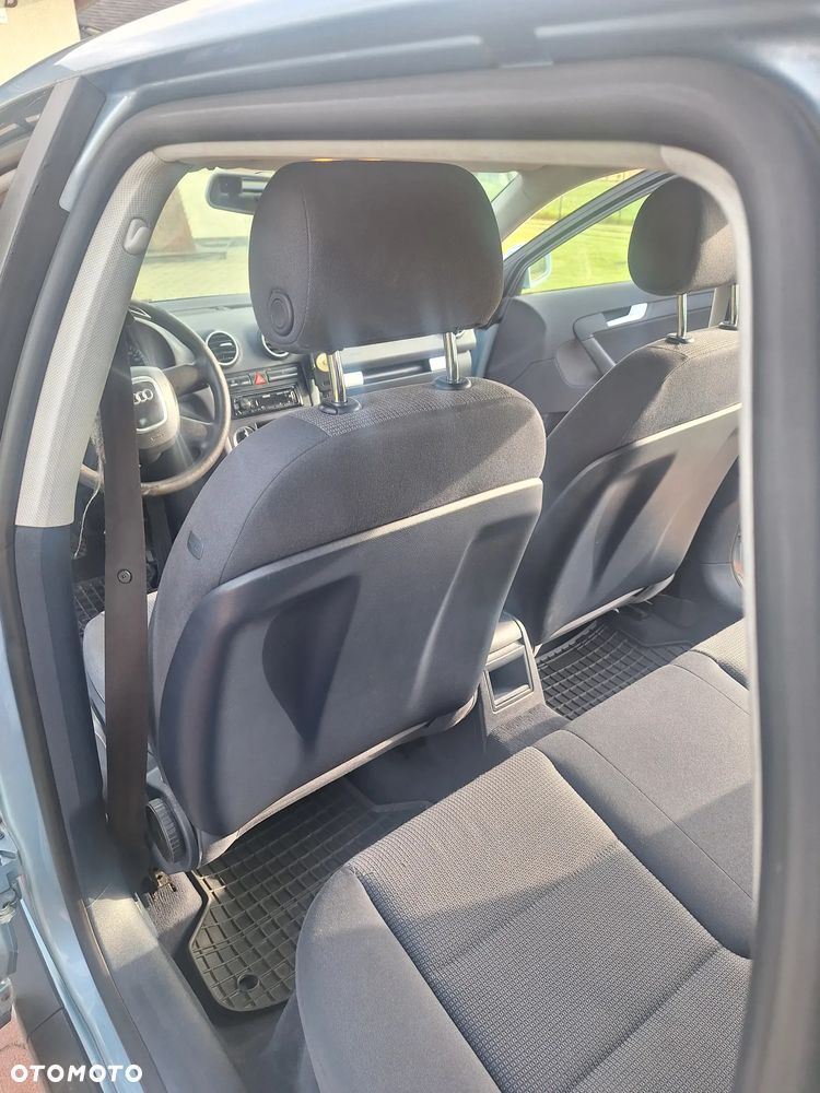 Audi A3 Sportback - 12