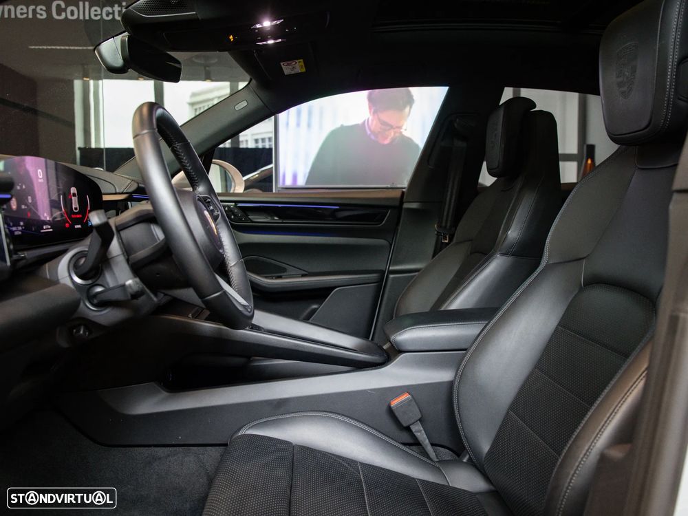 Porsche Macan Electric 4 - 26