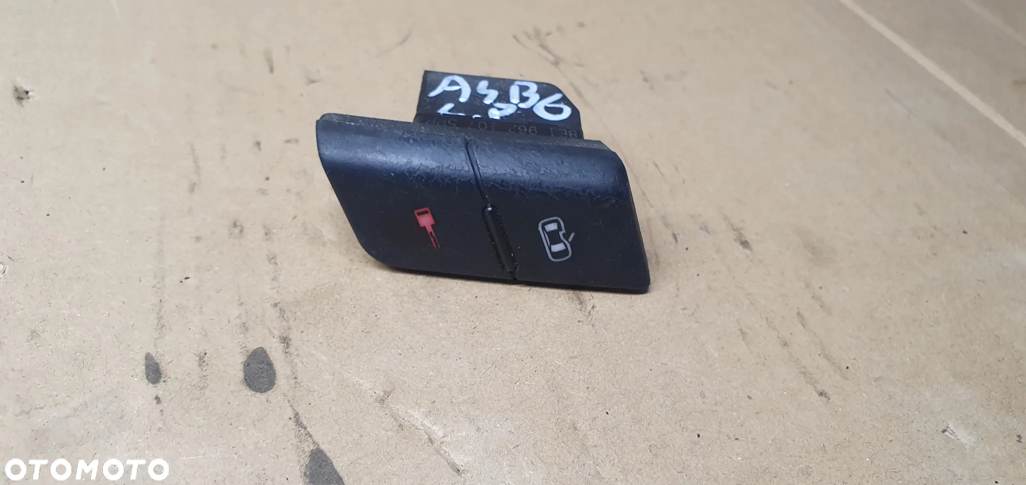 Przełącznik centralnego zamka blokady drzwi Audi A4 B6 8E1962107 - 2
