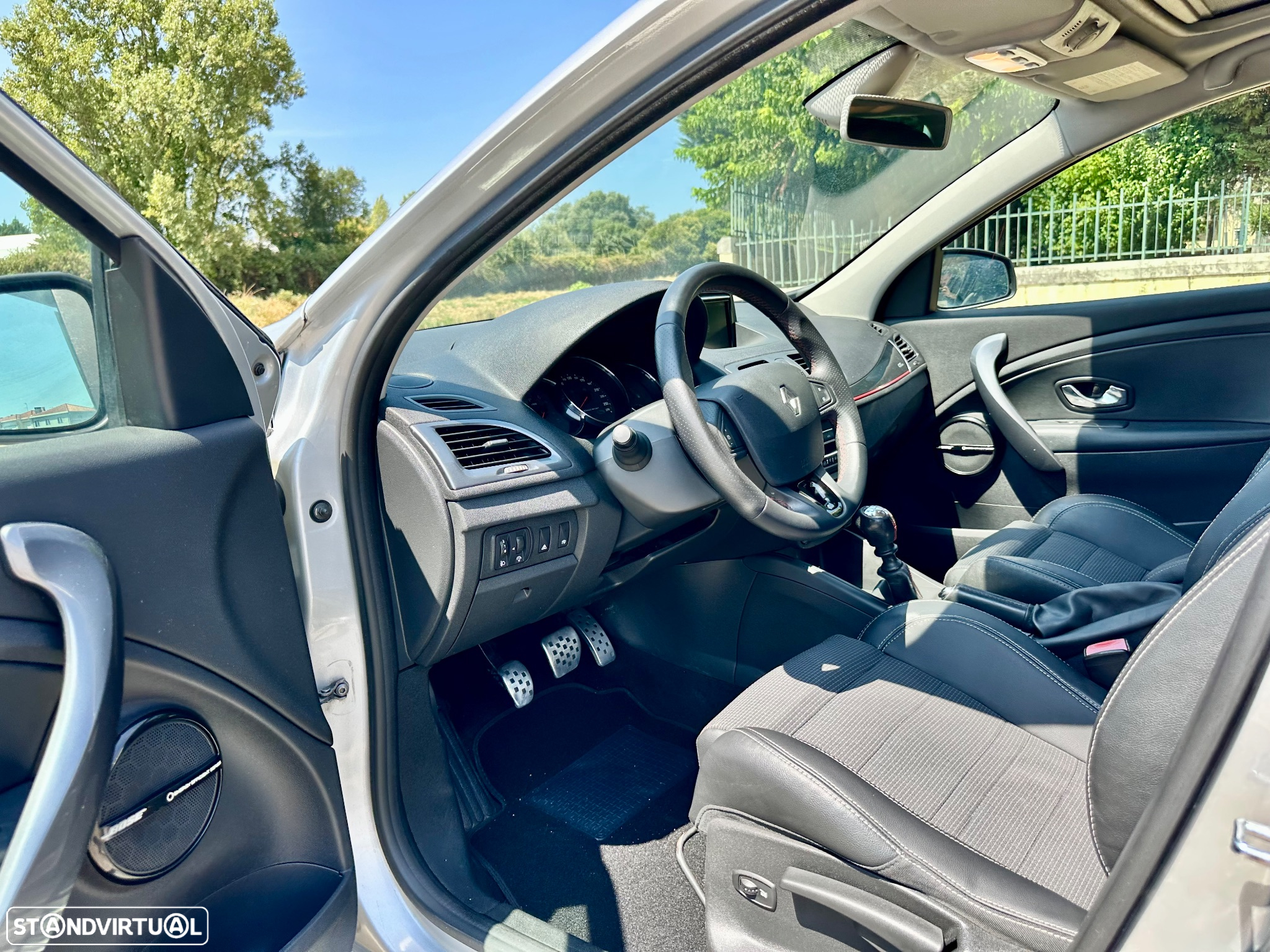 Renault Mégane Sport Tourer 1.5 dCi GT Line - 20