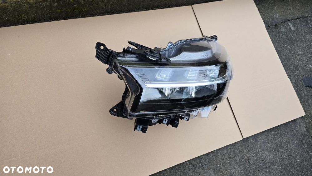 Suzuki S-Cross Lift 22- Lampa Przednia Lewa FULL LED Oryginał EU Nieklejona - 4